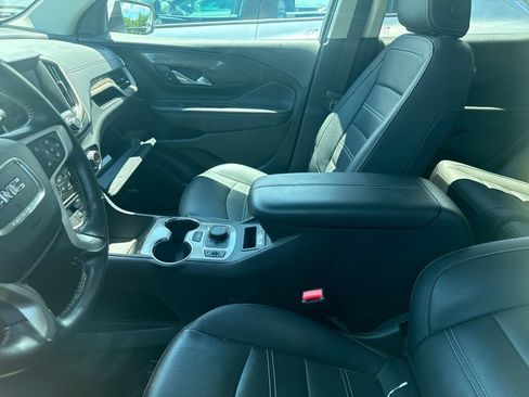 Used 2022 GMC Terrain Denali AWD/4WD image 9