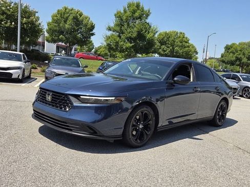 Used 2025 Honda Accord SE image 3