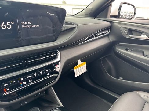 New 2026 Buick Envista Avenir image 4