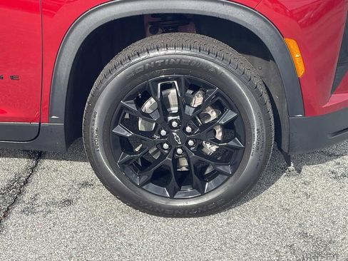 Used 2024 Chevrolet Traverse LT w/ Midnight/Sport Edition image 10