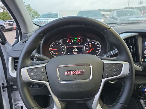 Used 2023 GMC Terrain SLT w/ Tech Package AWD/4WD image 22