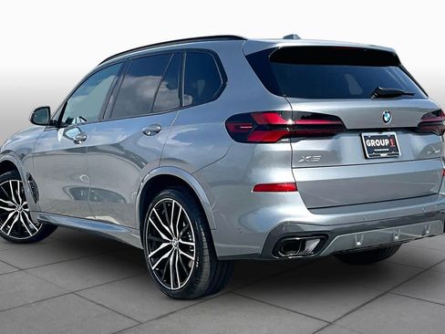 Used 2026 BMW X5 sDrive40i w/ Executive Package RWD image 12