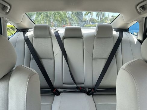 Used 2018 Honda Accord LX image 14