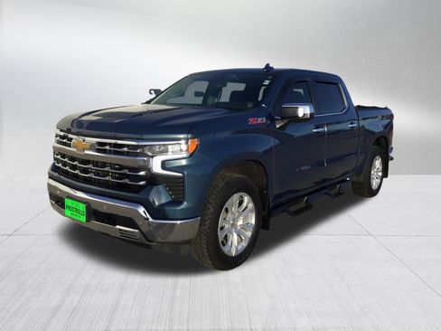 Used 2024 Chevrolet Silverado 1500 LTZ w/ Technology Package image 2