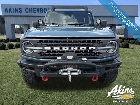 Used 2021 Ford Bronco Badlands image 2