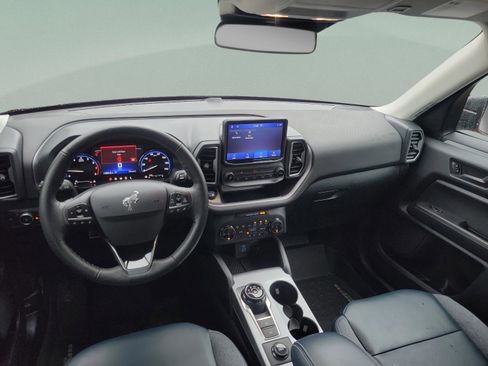 Used 2022 Ford Bronco Sport Outer Banks image 10