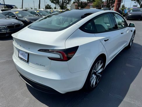 Used 2025 Tesla Model 3 Long Range AWD/4WD image 5