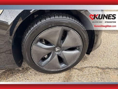Used 2018 Tesla Model 3 Long Range image 14