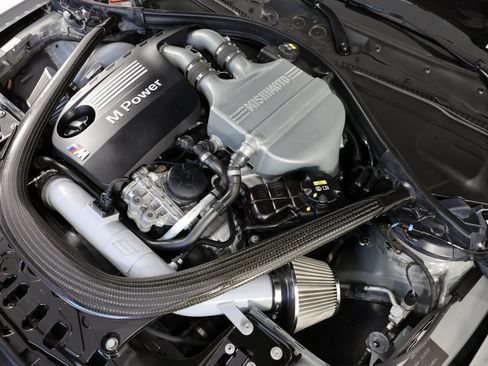 Used 2019 BMW M4 CS w/ Executive Package image 33