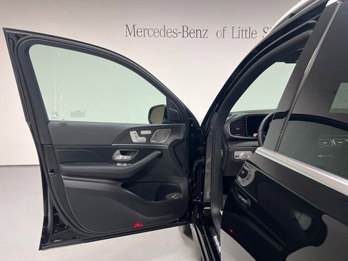 Used 2025 Mercedes-Benz GLE 450 4MATIC image 17