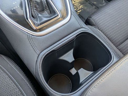 Used 2025 Subaru Outback Premium image 19