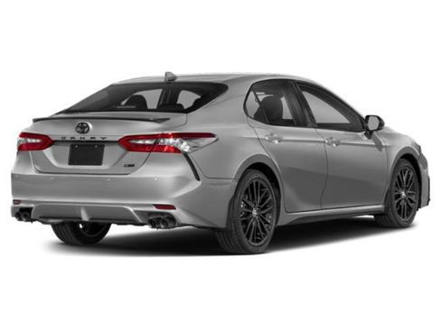 Used 2021 Toyota Camry XSE FWD image 2
