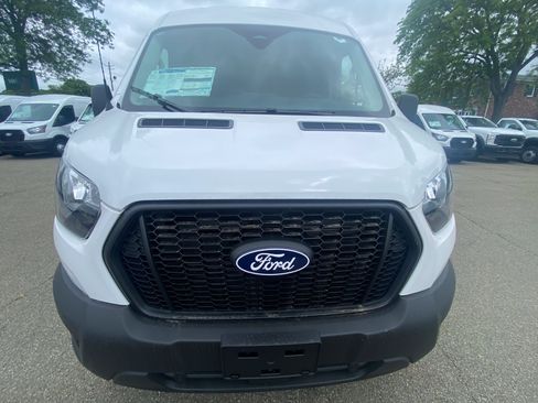 New 2026 Ford Transit 250 148 Medium Roof RWD image 5
