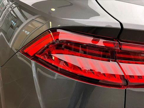 Certified 2023 Audi Q8 Premium Plus w/ Premium Plus Package image 28