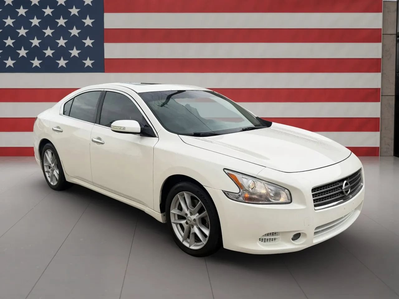 Used 2011 Nissan Maxima 3.5 SV w/ Monitor Pkg FWD image 1