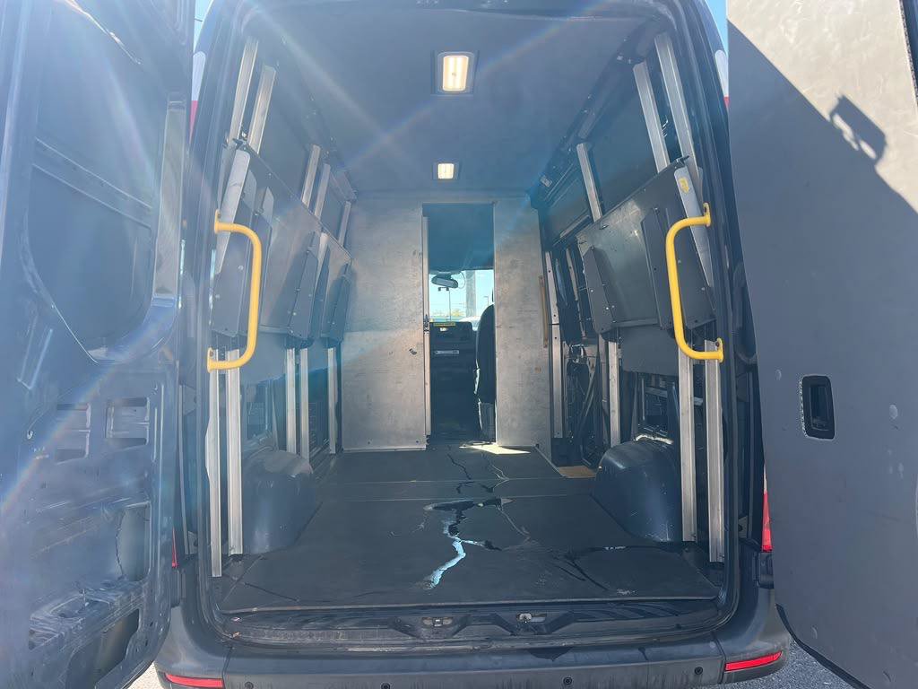 Used 2019 Mercedes-Benz Sprinter 144 image 20