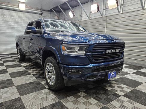 Used 2022 RAM 1500 Laramie w/ Sport Appearance Package AWD/4WD image 5