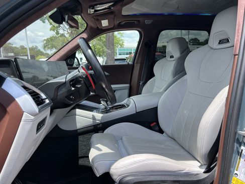 Used 2024 BMW XM AWD/4WD image 16