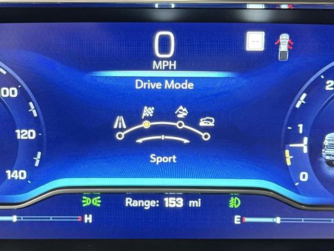 Used 2022 Chevrolet Silverado 1500 LTZ image 22