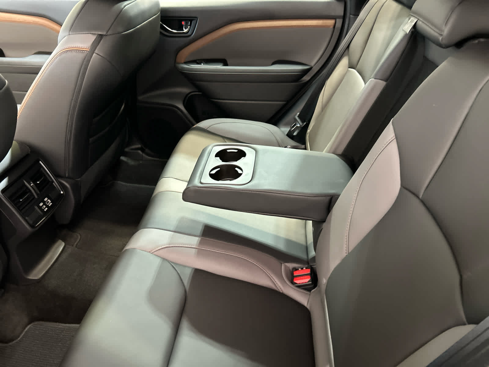 New 2026 Subaru Forester Touring AWD/4WD image 14