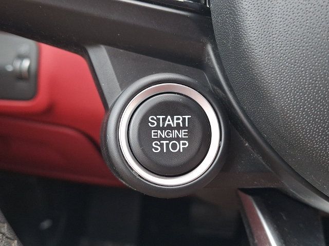 Used 2020 Alfa Romeo Giulia AWD w/ Cold Weather Package image 21
