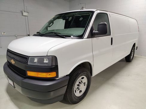 Used 2023 Chevrolet Express 2500 Extended w/ Driver Convenience Package RWD image 17