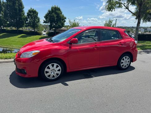 Used 2012 Toyota Matrix L w/ L Sport Pkg FWD image 8
