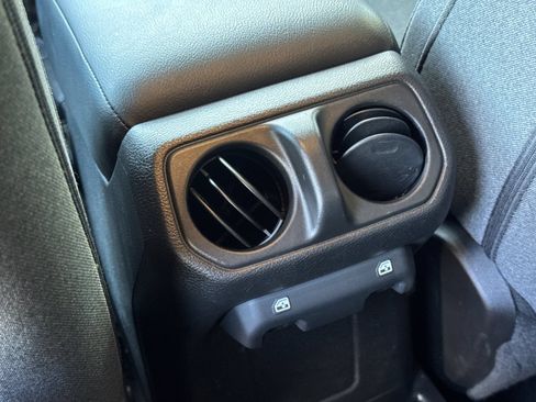 Used 2025 Jeep Wrangler Unlimited Sport S 4xe AWD/4WD image 35