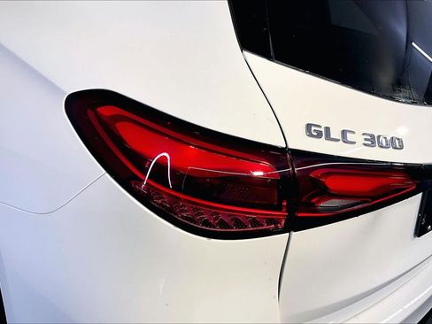 New 2026 Mercedes-Benz GLC 300 4MATIC image 5