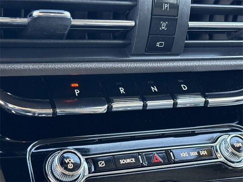 Used 2021 Lincoln Corsair FWD w/ Premium Package image 31