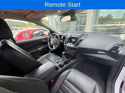 Used 2017 Ford Escape Titanium w/ Equipment Group 301A AWD/4WD image 10