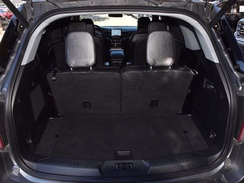 Used 2021 Ford Explorer Limited w/ Equipment Group 301A image 37