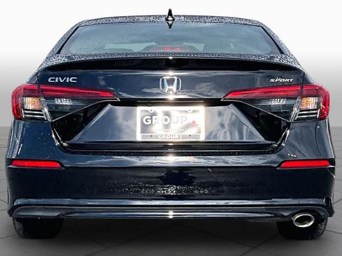 Used 2023 Honda Civic Sport image 5