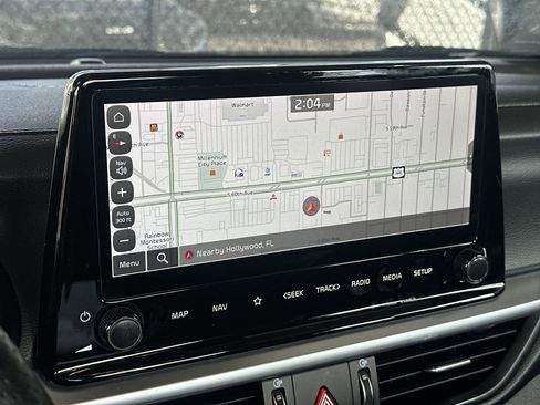 Used 2023 Kia Forte GT-Line image 19