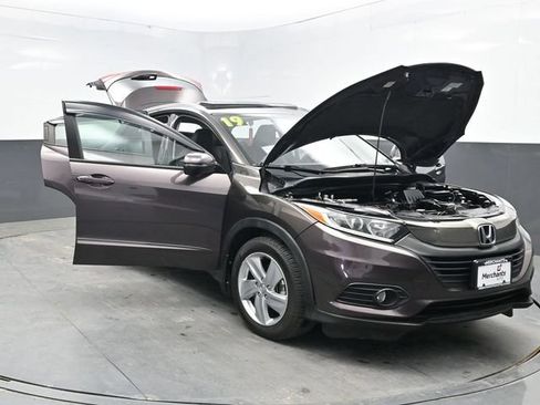 Used 2019 Honda HR-V EX image 32