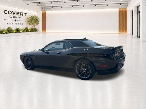 Used 2023 Dodge Challenger R/T Scat Pack w/ Plus Package RWD image 7