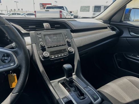 Used 2019 Honda Civic LX image 4