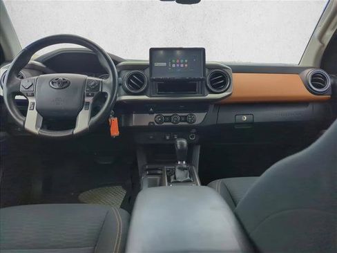 Used 2019 Toyota Tacoma SR5 image 20