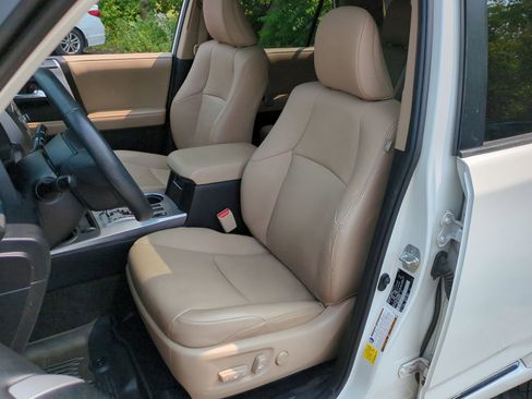 Used 2022 Toyota 4Runner Limited image 20