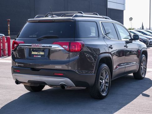 Used 2019 GMC Acadia SLT AWD/4WD image 4