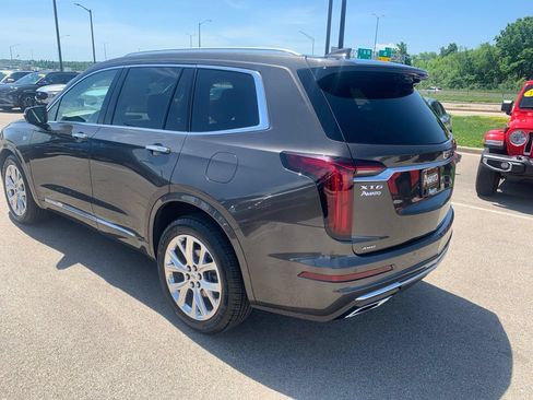 Used 2020 Cadillac XT6 Premium Luxury w/ Platinum Package AWD/4WD image 3