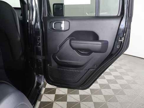Used 2024 Jeep Wrangler Unlimited Sport AWD/4WD image 24
