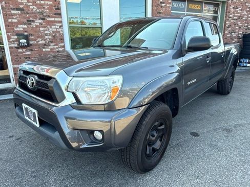 Used 2013 Toyota Tacoma 4x4 Double Cab w/ SR5 Pkg image 1