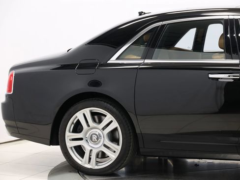 Used 2017 Rolls-Royce Ghost Series II Sedan 4D image 63