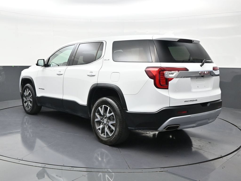 Used 2023 GMC Acadia SLE FWD image 3