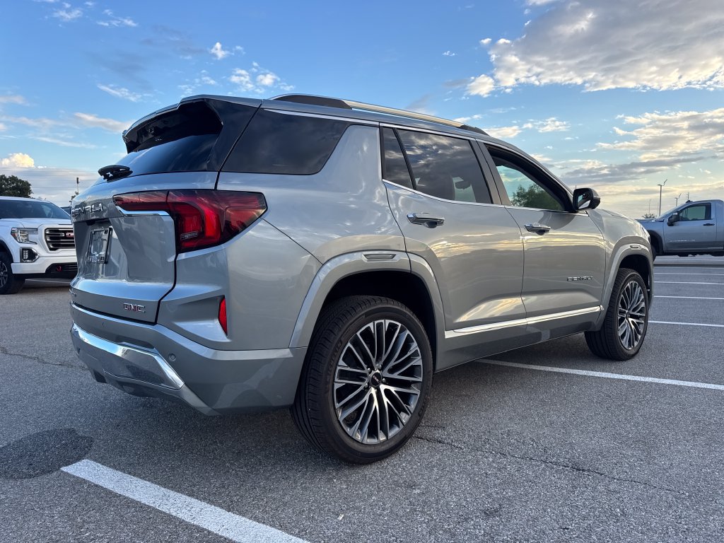 New 2027 GMC Terrain Denali AWD/4WD image 7
