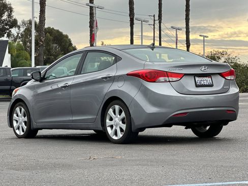 Used 2013 Hyundai Elantra Limited image 3