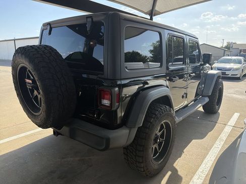 Used 2020 Jeep Wrangler Unlimited Sport AWD/4WD image 3