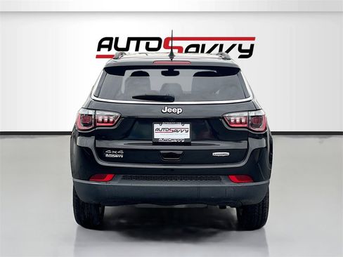 Used 2021 Jeep Compass Latitude image 6