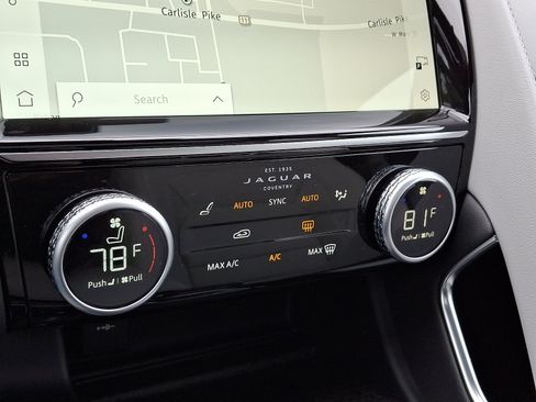 New 2024 Jaguar E-PACE R-Dynamic SE image 14